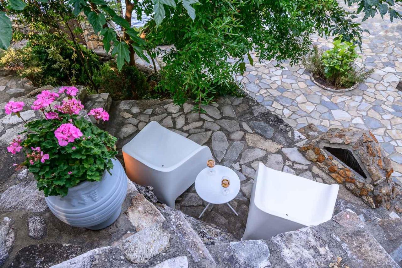 Amicasa Private Seaside Suite Pachis  Buitenkant foto