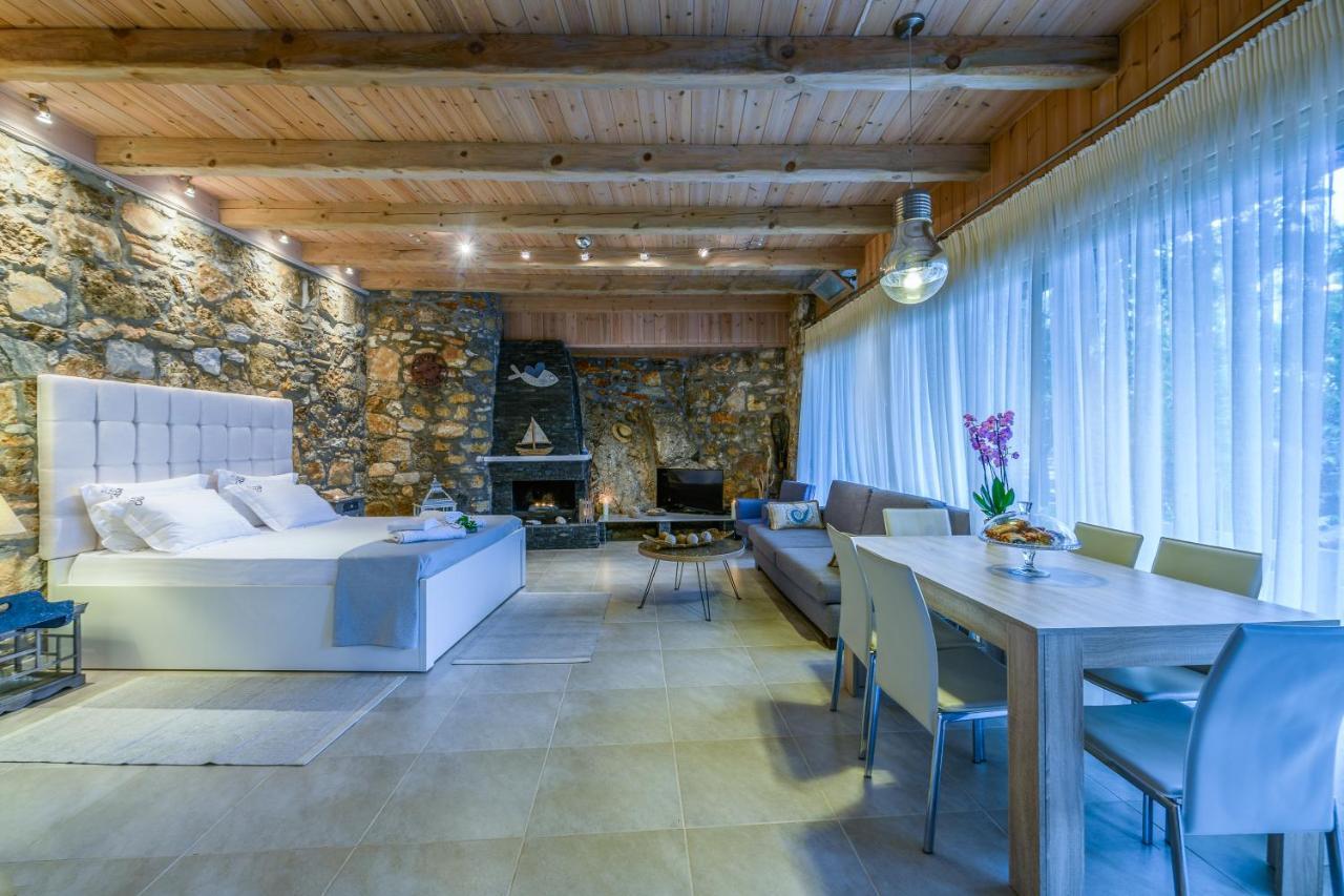 Amicasa Private Seaside Suite Pachis  Buitenkant foto